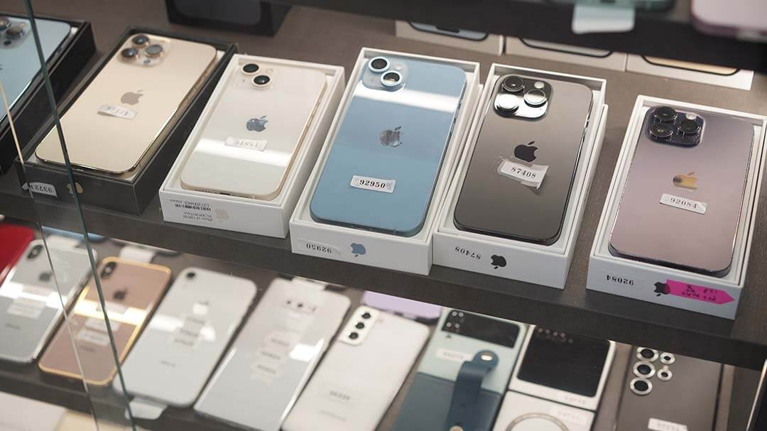 台南二手 iPhone 陳列展示｜青蘋果3C門市實拍